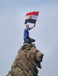 Educational media resources, Egypt, revolution, textbook, textbooks